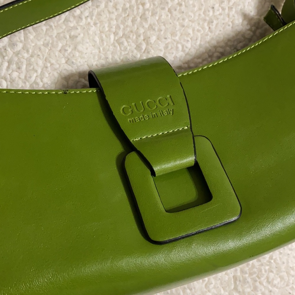 Gucci Shoulder Bag - Picture 2 of 9